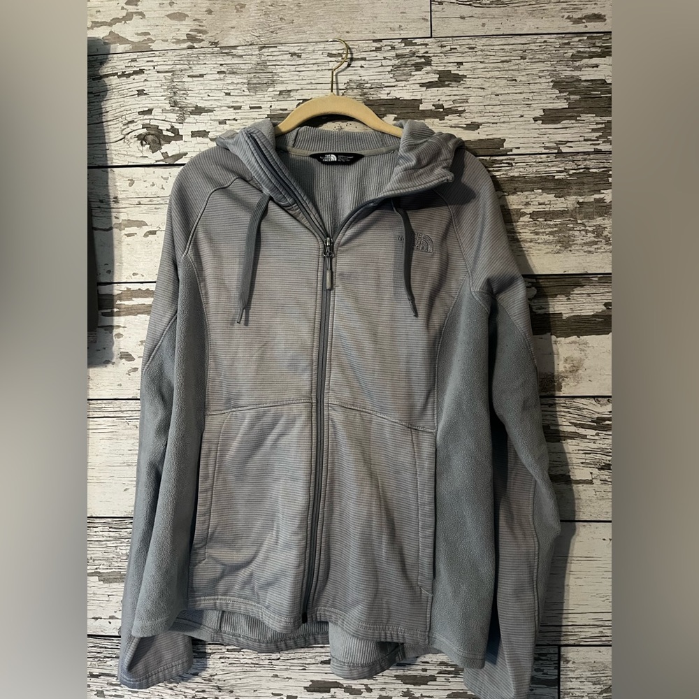 Women’s North Face Jacket